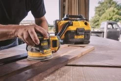 DEWALT 20 V MAX* Brushless 5-in Random Orbit Sander (Bare Tool) 11 DEWALT 20 V MAX* Brushless 5-in Random Orbit Sander (Bare Tool) -Dewalt 3107E4BF 0FB8 4EDA AE3B 94B47F990127 7