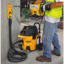 DEWALT Large Hammer Dust Extraction - Hole Cleaning -Dewalt C04D2C20 859D 4109 95D2 CE853868D575 7