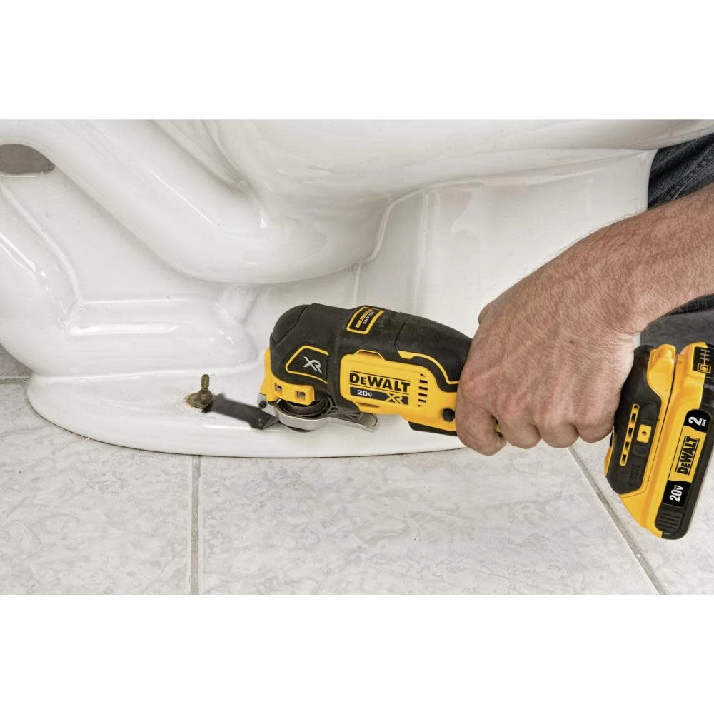 DEWALT 20V Max XR Oscillating Multi Tool Bare Tool 6 DEWALT 20V Max XR Oscillating Multi Tool Bare Tool - Image 4