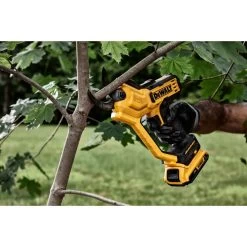 DEWALT 20V MAX* 1 1/2" Cordless Pruner Kit -Dewalt EF01A145 3444 4831 B2EB 731C82519FEC 7