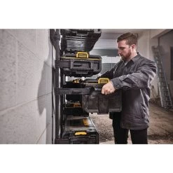 DEWALT TOUGHSYSTEM 2.0 Tool Box DS300 Large -Dewalt b4adc8da2823c2c339f5d7192dd5892a74afe94f