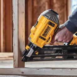 DeWalt DCN692M1 20V Max Cordless 30° Paper Collated Framing Nailer -Dewalt image 6fa1c383 c594 4725 9d6e a45e873aa5ba