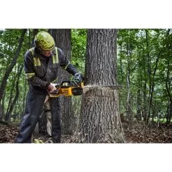 DeWalt DCCS677Y1 60V MAX 20" Chainsaw -Dewalt image e6531903 fc7d 43e9 9df3 b8a54fc90b1f